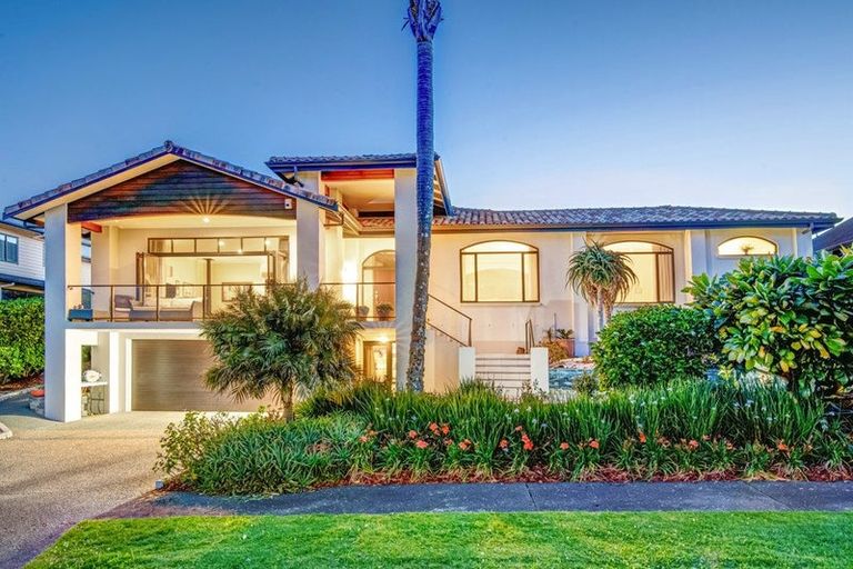 Photo of property in 13 Pacific Cliffs Drive, Gulf Harbour, Whangaparaoa, 0930