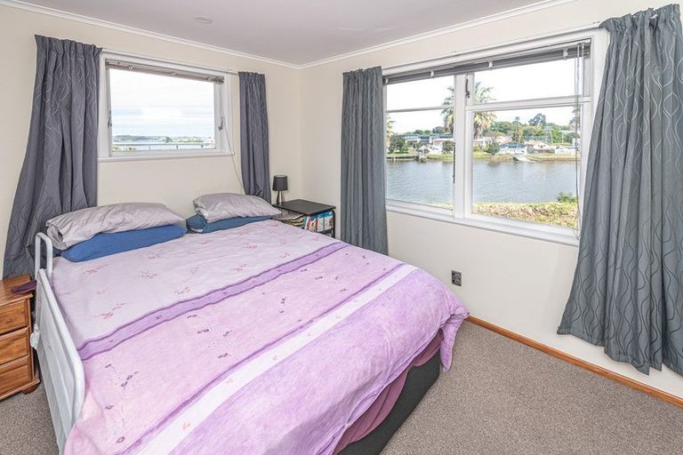Photo of property in 67 Anzac Parade, Durie Hill, Whanganui, 4500