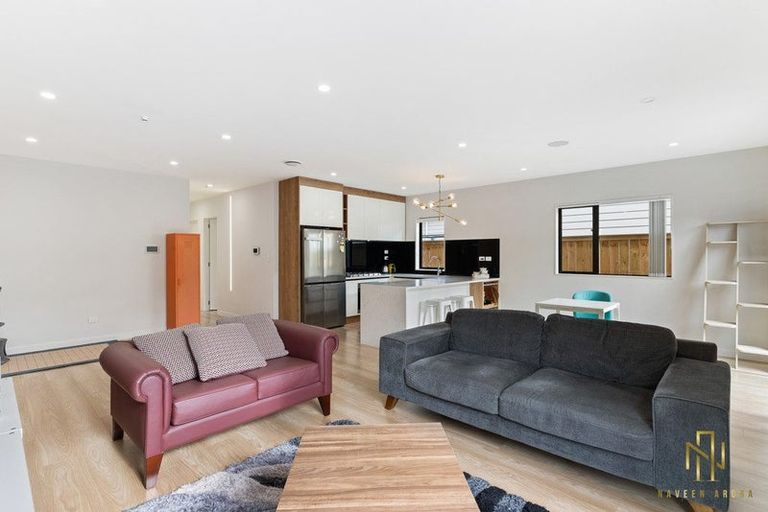 Photo of property in 12 Selwyn Downs Lane, Opaheke, Papakura, 2113