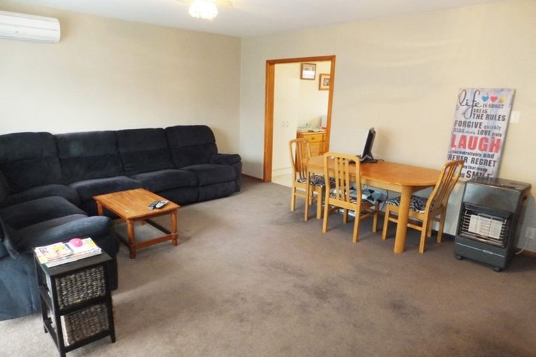 Photo of property in 2/490 Barbadoes Street, Edgeware, Christchurch, 8013