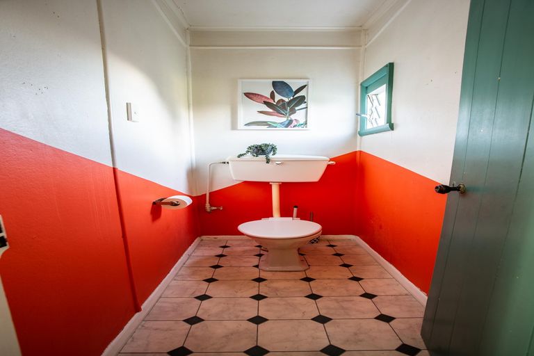 Photo of property in 12 Wyndham Street, Carterton, 5713