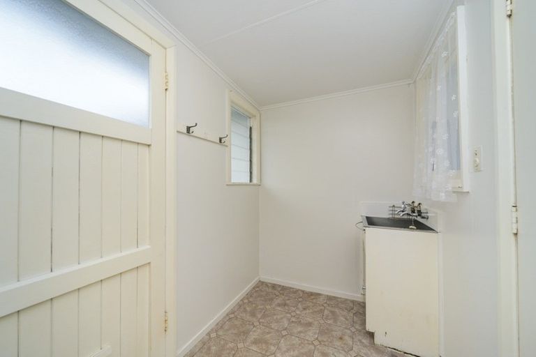 Photo of property in 77 Beattie Street, Feilding, 4702
