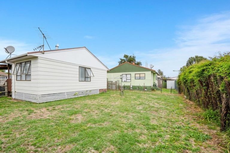 Photo of property in 52b Pohutukawa Drive, Owhata, Rotorua, 3010