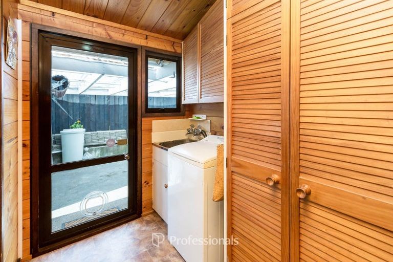 Photo of property in 2/23 Roband Crescent, Brown Owl, Upper Hutt, 5018