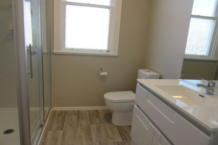 Photo of property in 15 Wilson Street, Newtown, Wellington, 6021