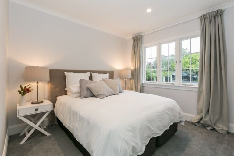 Photo of property in 9 Gillean Street, Havelock North, 4130