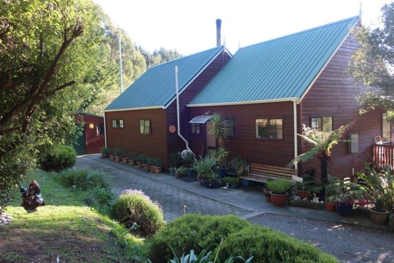 Photo of property in 52 Purau Port Levy Road, Purau, Diamond Harbour, 8972