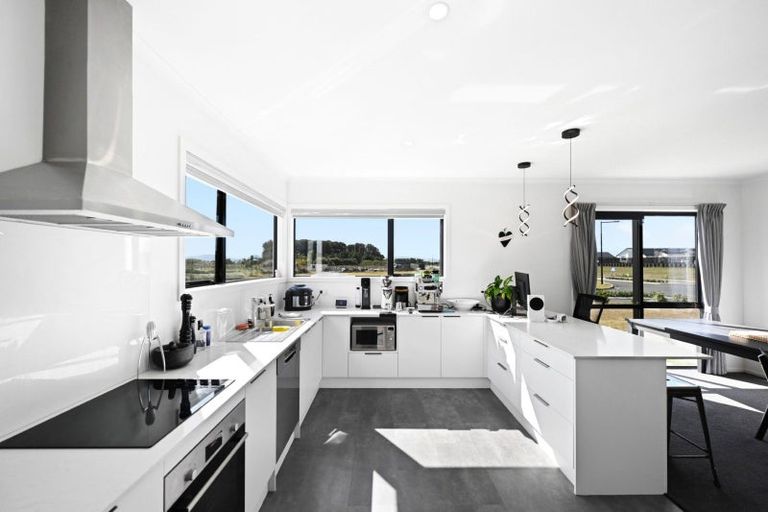 Photo of property in 1 Whites Way, Te Kauwhata, 3710