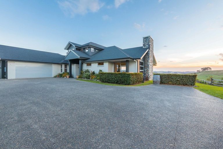 Photo of property in 89 Taylor Road, Waimauku, 0882