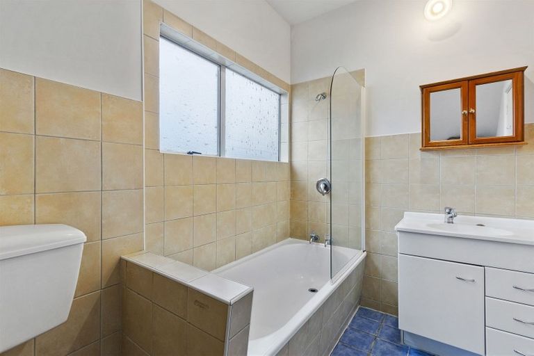 Photo of property in 2/33 Pavitt Street, Richmond, Christchurch, 8013