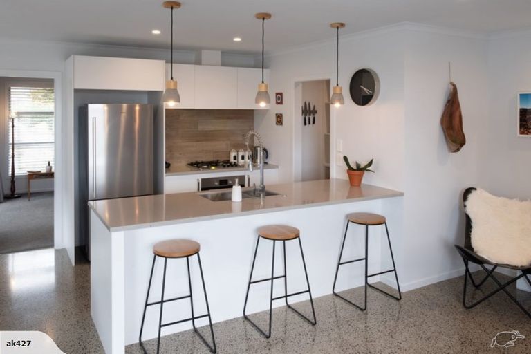 Photo of property in 284 Ballintoy Park Drive, Welcome Bay, Tauranga, 3175