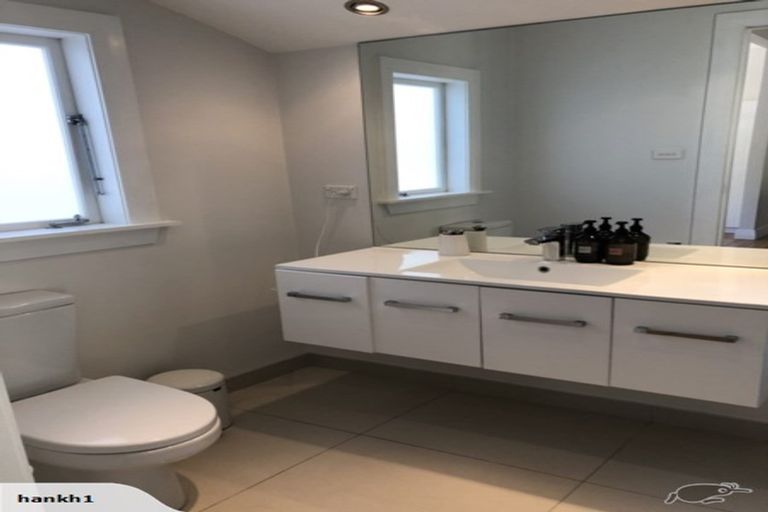 Photo of property in 3/17 Mahara Avenue, Birkenhead, Auckland, 0626