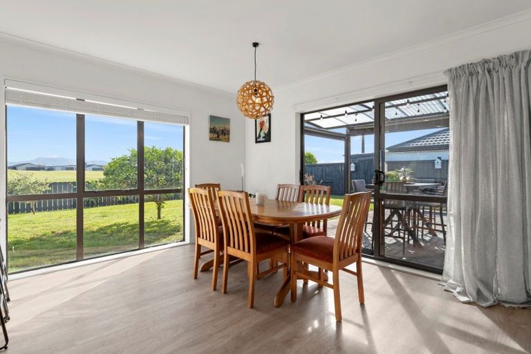 Photo of property in 21 Nicole Place, Papamoa Beach, Papamoa, 3118