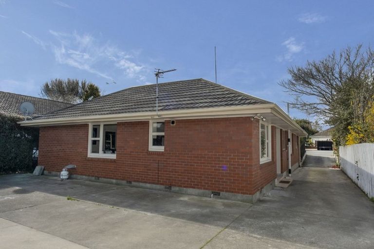 Photo of property in 147 Wairakei Road, Bryndwr, Christchurch, 8053