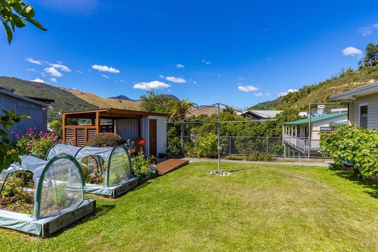 Photo of property in 5 Cook Street, Havelock, 7100