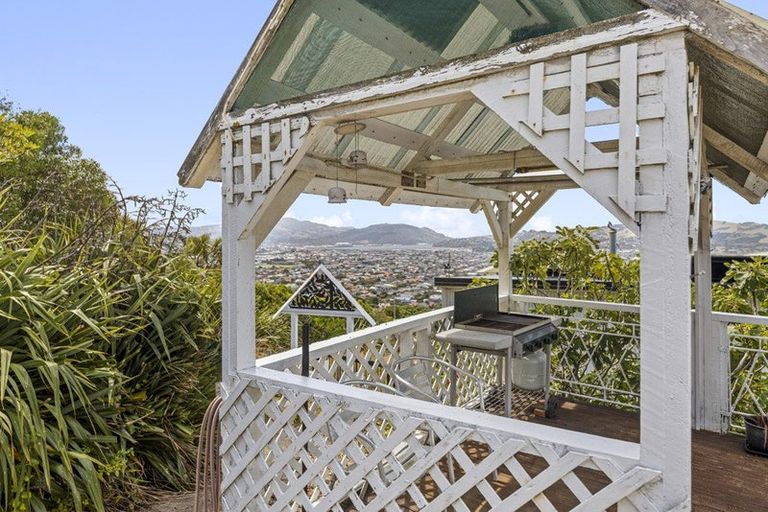 Photo of property in 113 Cliffs Road, Saint Clair, Dunedin, 9012