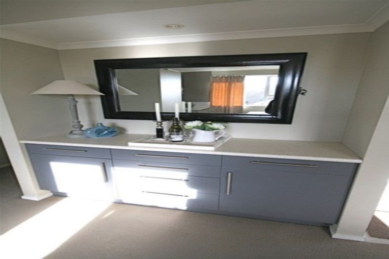 Photo of property in 83 Advene Road, Cockle Bay, Auckland, 2014