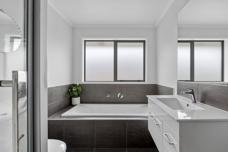 Photo of property in 25 Ella Anne Crescent, Warkworth, 0910