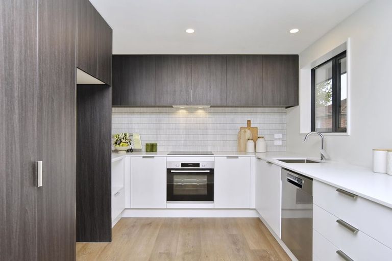 Photo of property in 1/23 Dunedin Street, Redwood, Christchurch, 8051