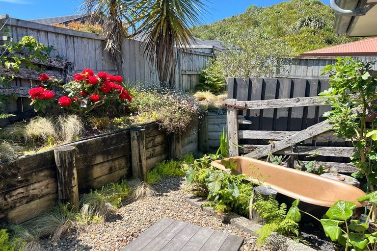 Photo of property in 17 Landing Drive, Pyes Pa, Tauranga, 3112