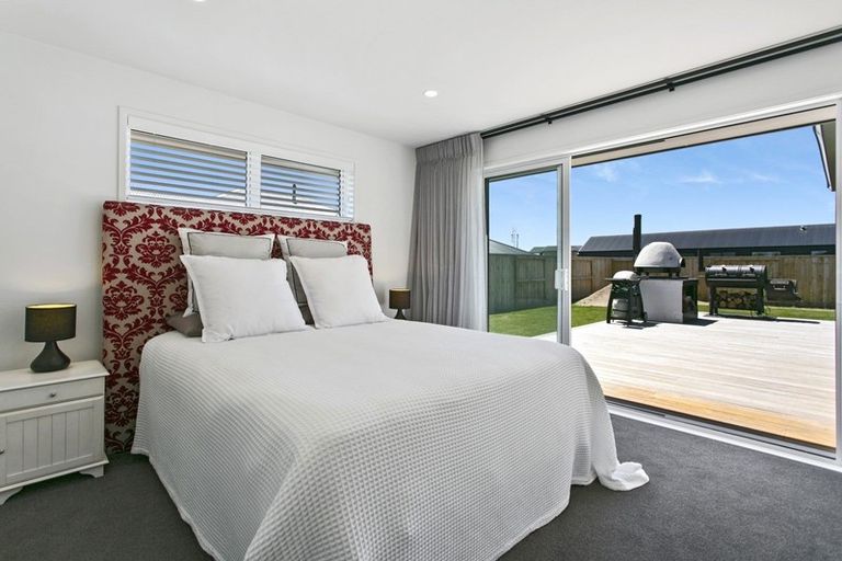 Photo of property in 18 Harakeke Drive, Wharewaka, Taupo, 3330