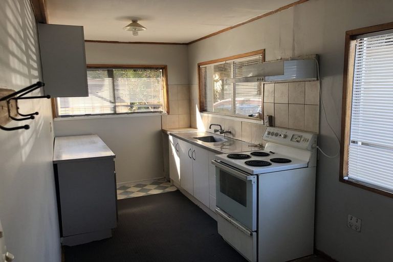 Photo of property in 31 Archmillen Avenue, Pakuranga Heights, Auckland, 2010