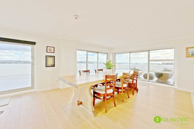 Photo of property in 2b/6 The Promenade, Takapuna, Auckland, 0622