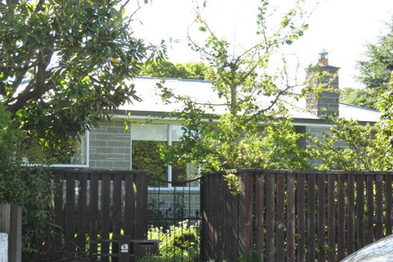 Photo of property in 33 Tintern Avenue, Avonhead, Christchurch, 8042