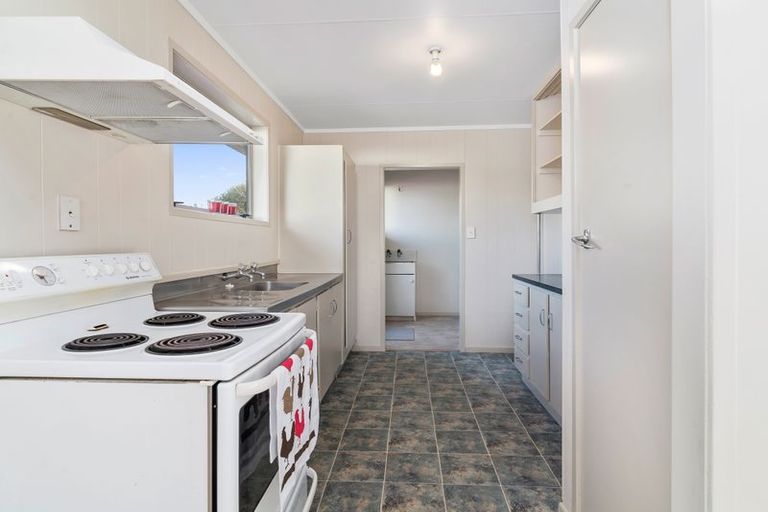 Photo of property in 17 Chaucer Place, Owhata, Rotorua, 3010