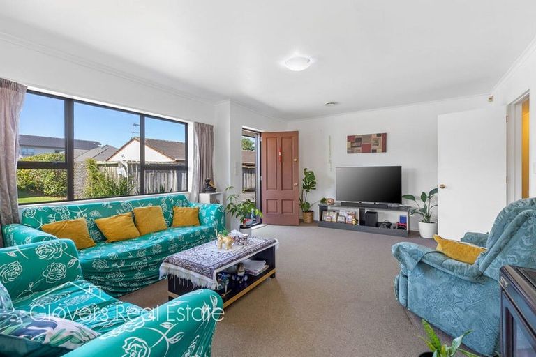 Photo of property in 3/409 West Coast Road, Glen Eden, Auckland, 0602