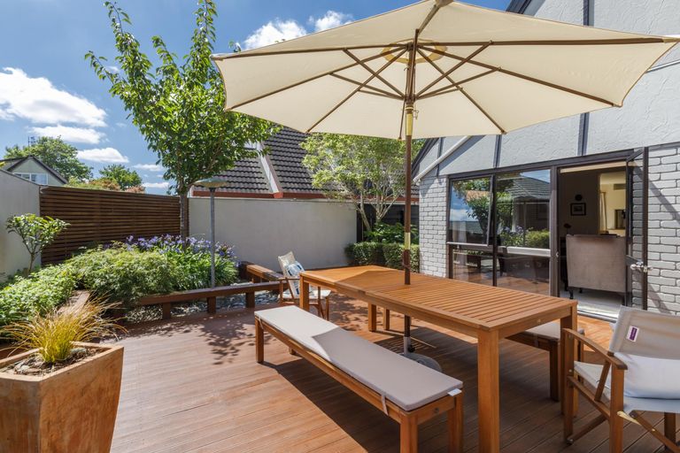Photo of property in 8a Moerangi Street, West End, Palmerston North, 4410