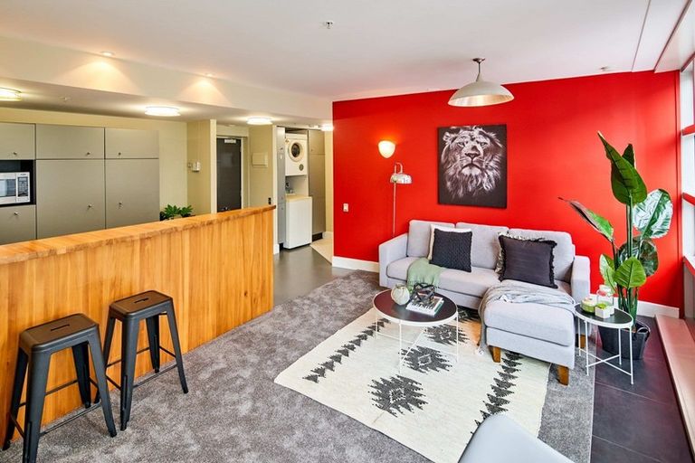 Photo of property in St Pauls Apartments, 27/43 Mulgrave Street, Thorndon, Wellington, 6011