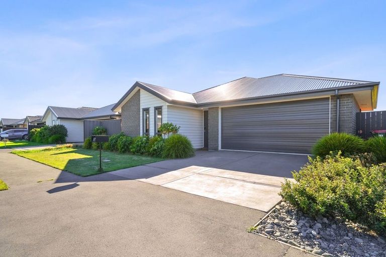 Photo of property in 37 Avanda Avenue, Rolleston, 7615