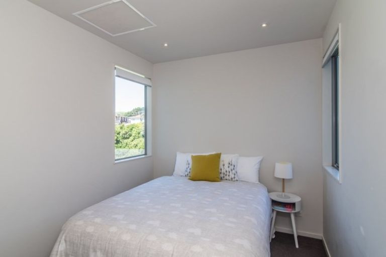 Photo of property in 2/46 Bracken Road, Paparangi, Wellington, 6037