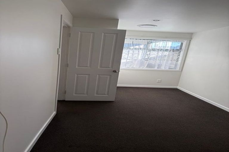 Photo of property in 73 Bell Road, Waiwhetu, Lower Hutt, 5010
