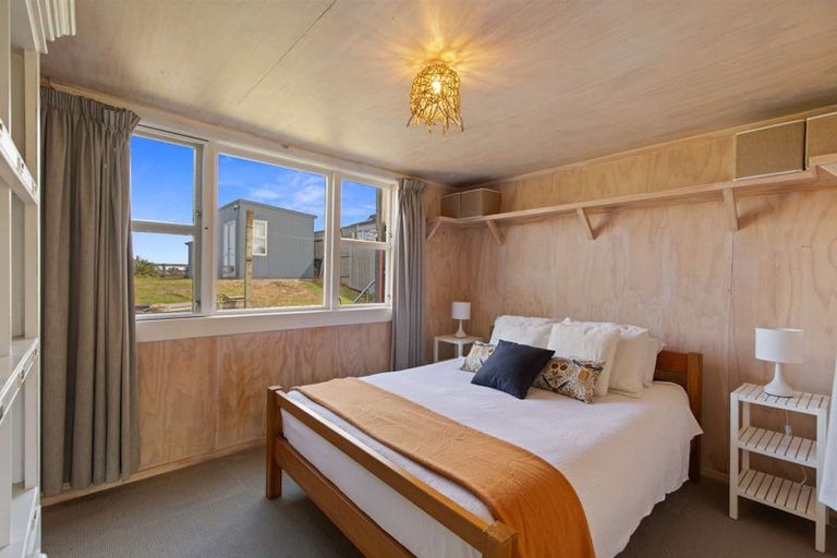 Photo of property in 35 Coleman Avenue, Waverley, 4591