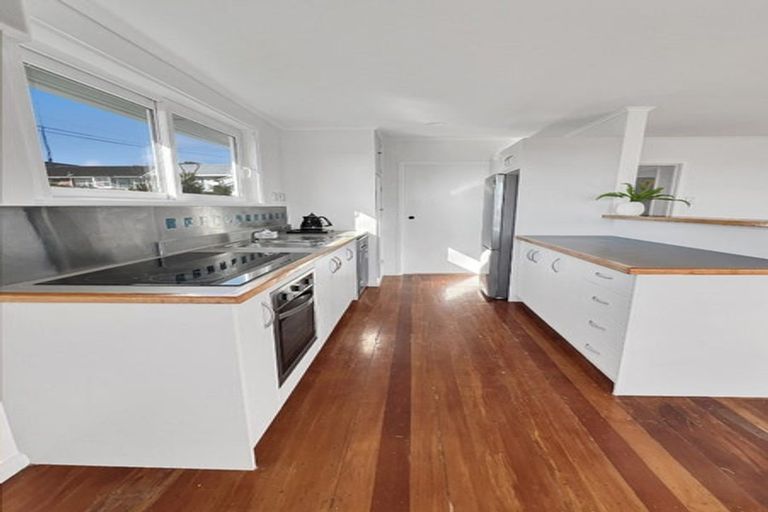 Photo of property in 17 Kawerau Avenue, Devonport, Auckland, 0624