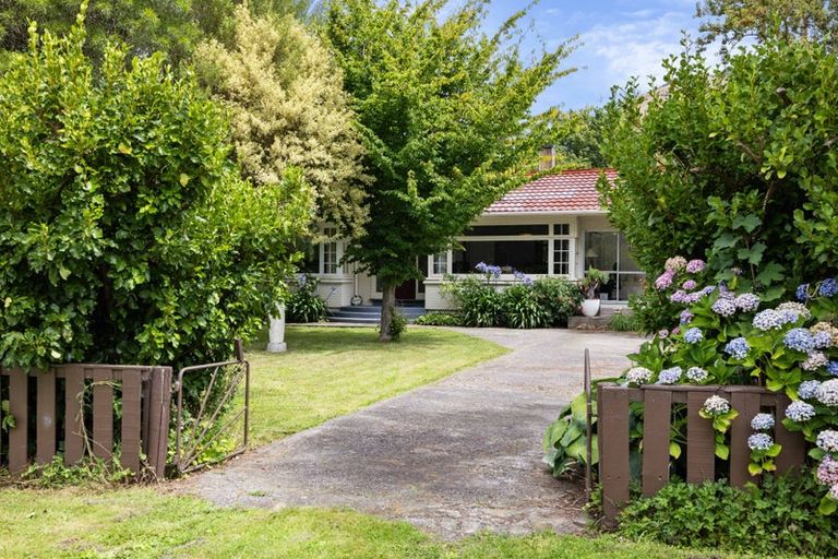 Photo of property in 1 Barclays Road, Little River, 7591