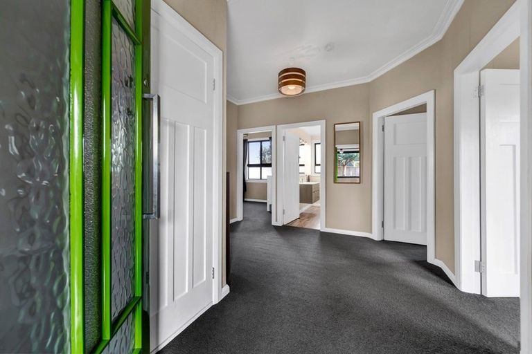 Photo of property in 33 Sanders Avenue, Westown, New Plymouth, 4310