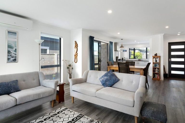 Photo of property in 12 Augusta Rise, Omokoroa, 3114