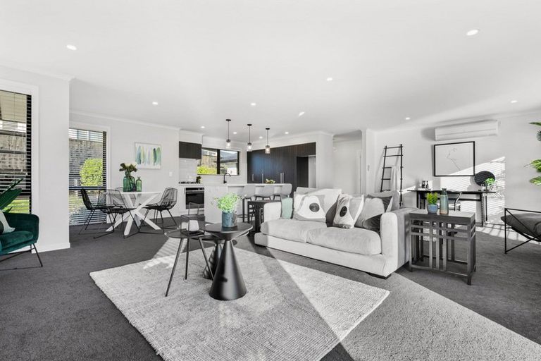 Photo of property in 318 Lakes Boulevard, Pyes Pa, Tauranga, 3112