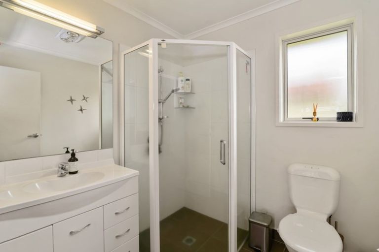 Photo of property in 75 Carroll Place, Owhata, Rotorua, 3010