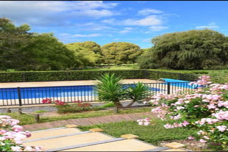 Photo of property in 76 Dairy Stream Road, Dairy Flat, Albany, 0794