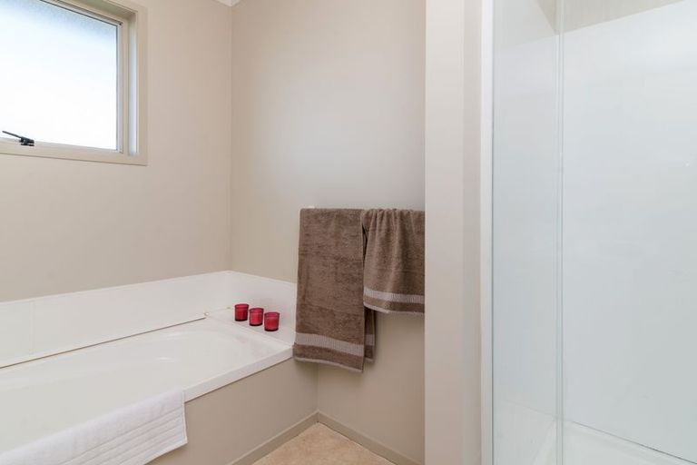 Photo of property in 17 Chaucer Place, Owhata, Rotorua, 3010