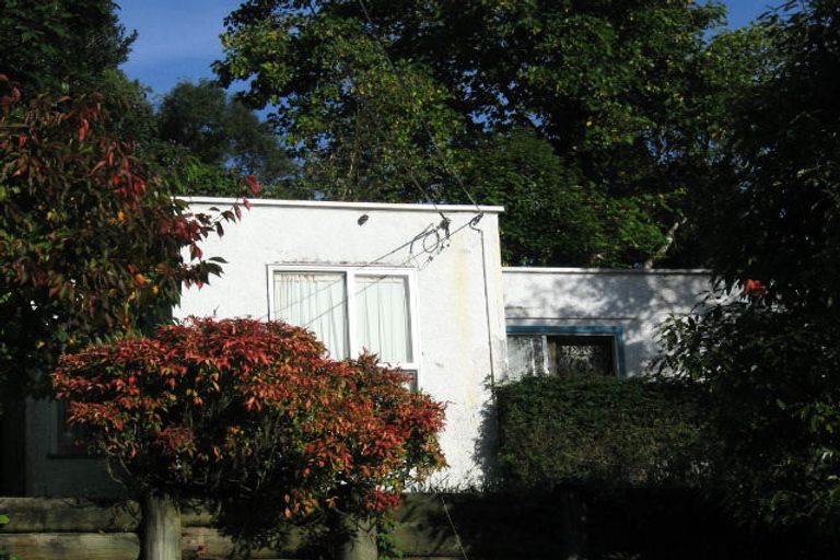 Photo of property in 144 Kamahi Street, Stokes Valley, Lower Hutt, 5019