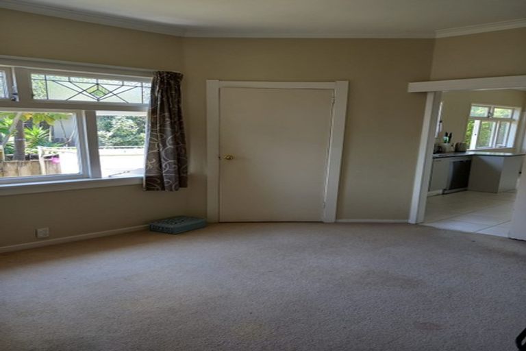 Photo of property in 2 Aliford Avenue, One Tree Hill, Auckland, 1061