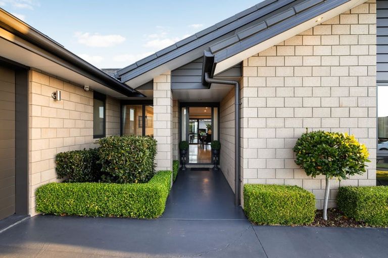 Photo of property in 3 Vanquish Place, Flagstaff, Hamilton, 3210