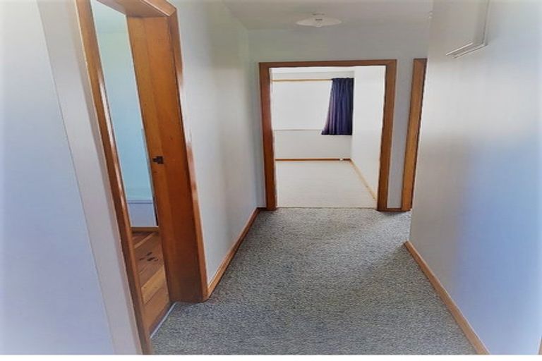 Photo of property in 9 Castor Crescent, Cannons Creek, Porirua, 5024