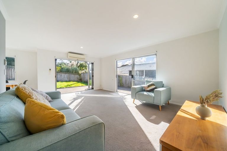 Photo of property in 115a Dimock Street, Titahi Bay, Porirua, 5022