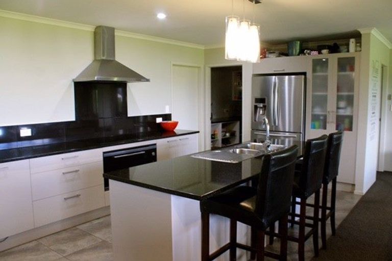 Photo of property in 195 Livingstone Road, Ngahinapouri, Hamilton, 3290